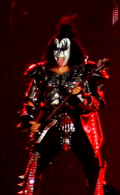 Kiss10
